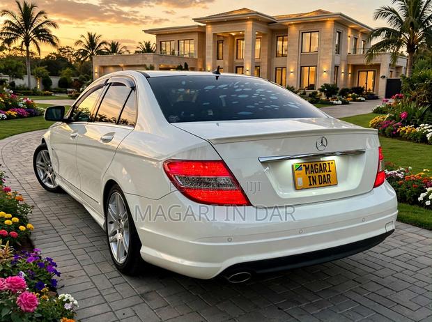 Mercedes-Benz C-Class 2008 White