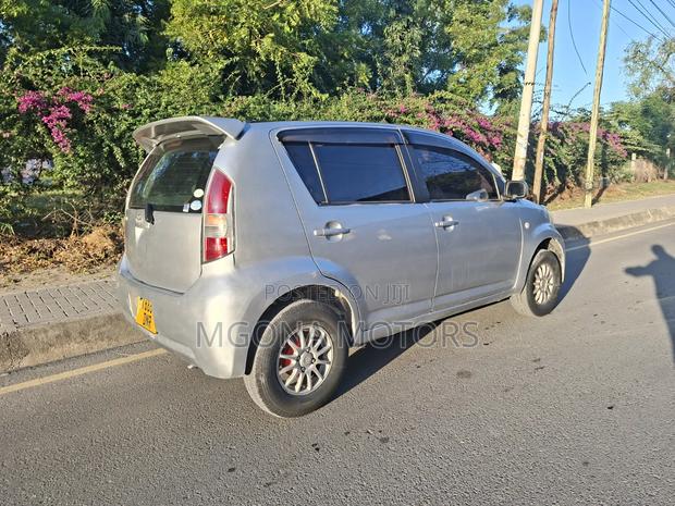 Toyota Passo 1.0 AWD 2005 Silver