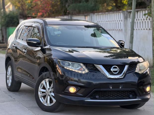Nissan X-Trail 2013 Black