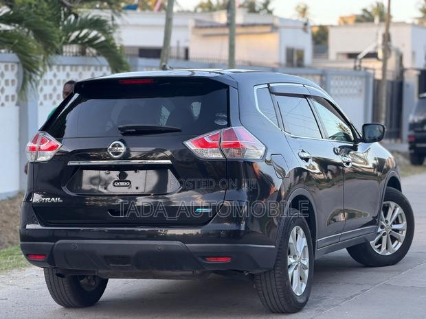Nissan X-Trail 2013 Black