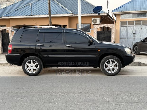Toyota Kluger 2005 Black
