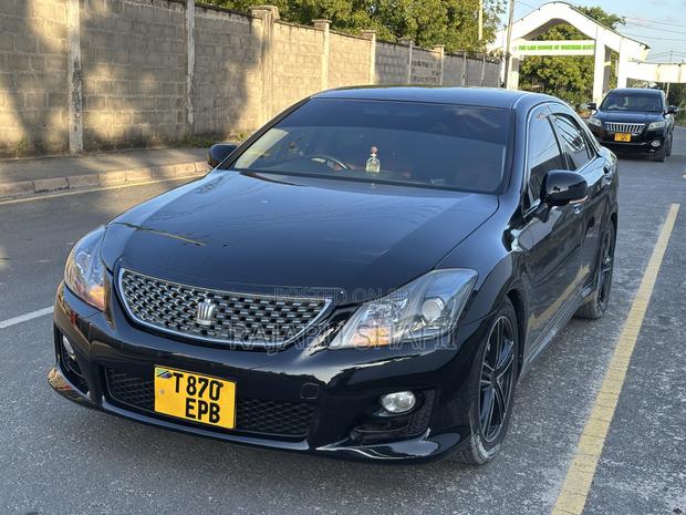 Toyota Crown 2008 Black