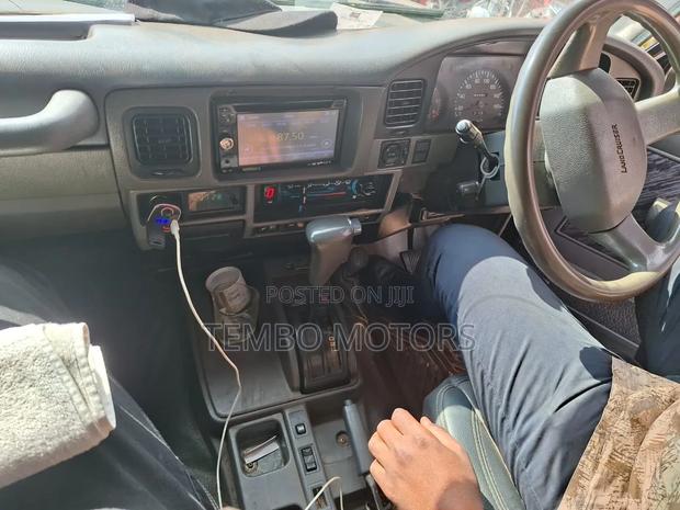 Toyota Land Cruiser Prado 1995