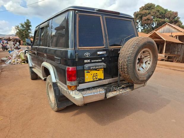 Toyota Land Cruiser Prado 1995