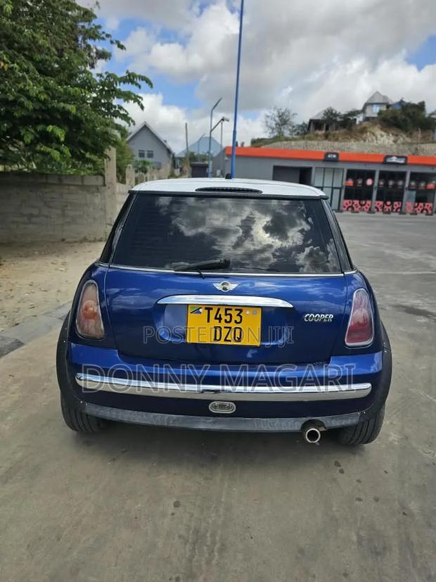 Mini Cooper 2005 Blue