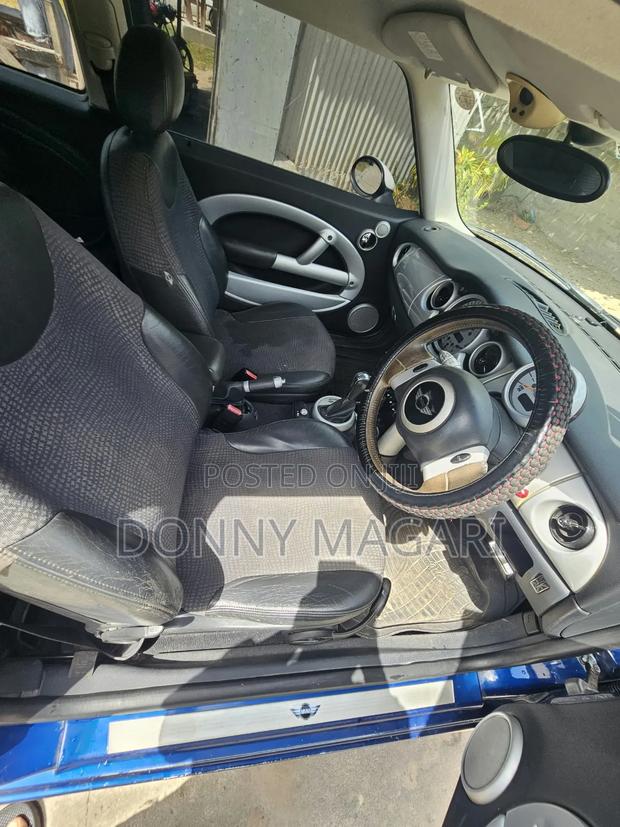 Mini Cooper 2005 Blue