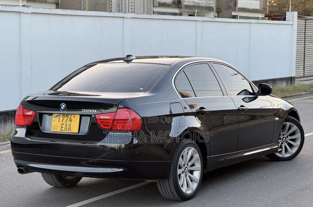 BMW 3 Series 2010 Black