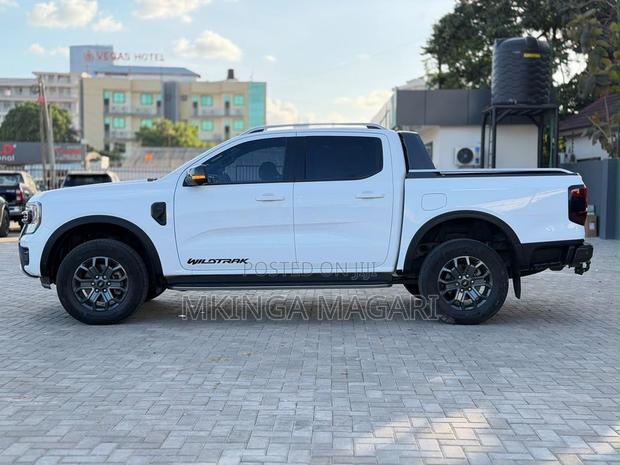 Ford Ranger Wildtrak 2023 White