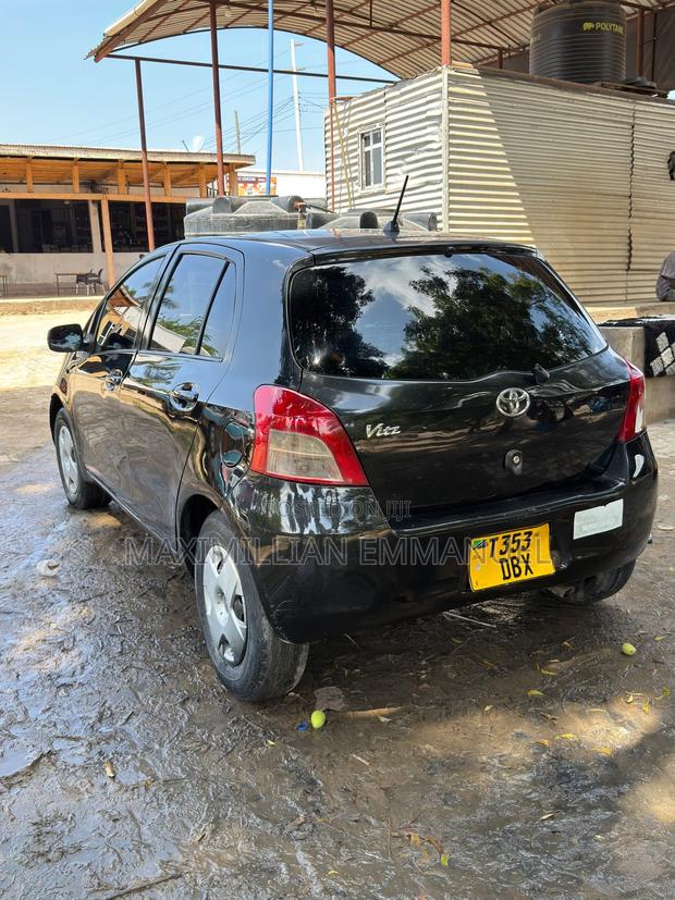 Toyota IST 2005 Blue