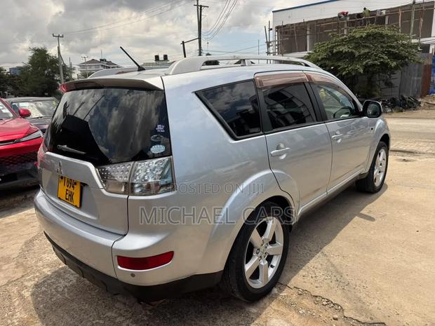 Mitsubishi Outlander 2007 Silver