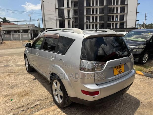 Mitsubishi Outlander 2007 Silver