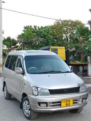 Toyota Noah 2001 Silver for sale