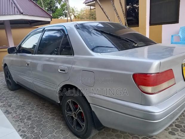 Toyota Carina 1997 Silver