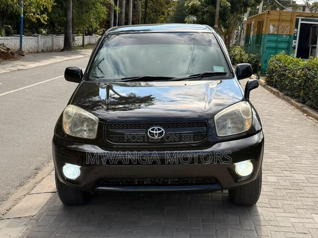 Toyota RAV4 1.8 2005 Black