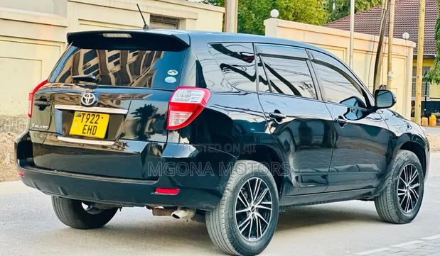 Toyota Vanguard 2009 Black