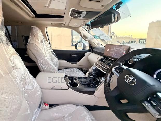 New Toyota Land Cruiser 2025 Beige