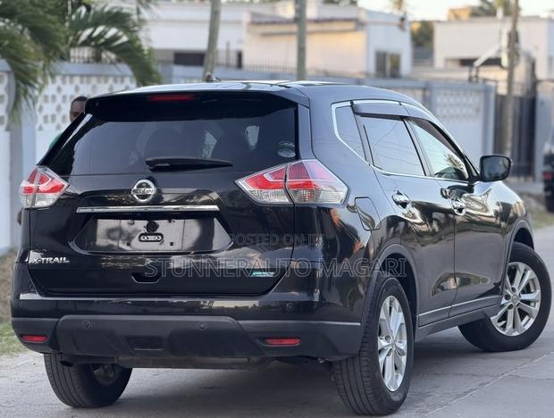 Nissan X-Trail 2013 Black