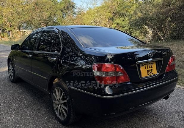 Toyota Brevis 2005 Black