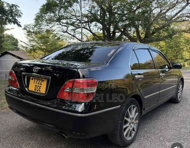 Toyota Brevis 2005 Black