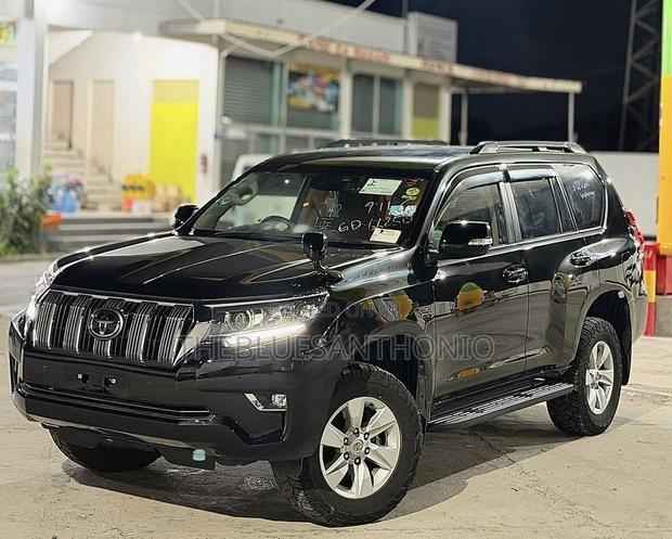 Toyota Land Cruiser Prado 2021 Black
