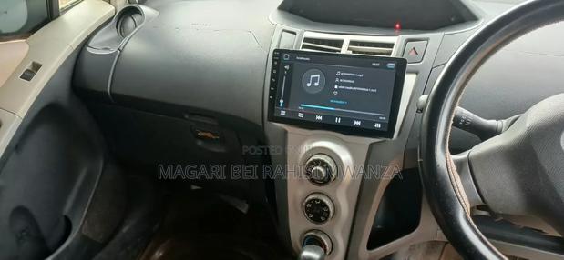 Toyota Vitz 2006 Silver