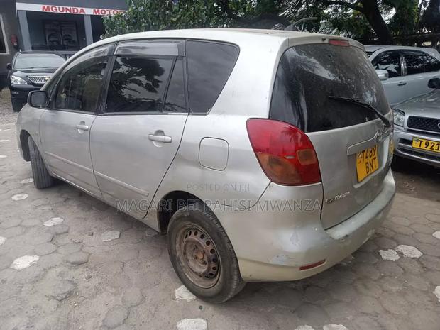 Toyota Corolla Spacio 2004 Silver