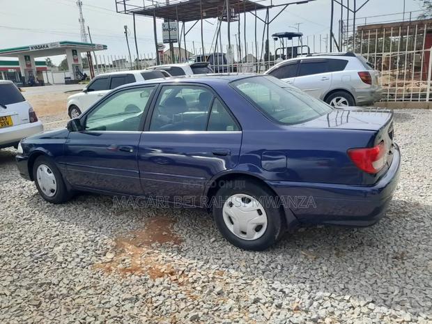 Toyota Carina 2000 Blue
