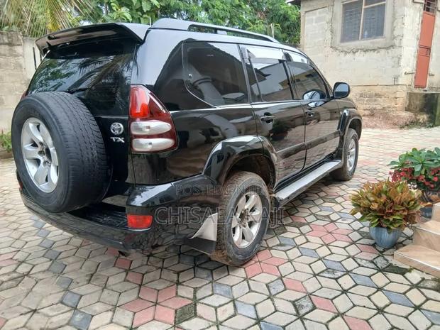 Toyota Land Cruiser Prado 2007 Black