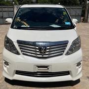 Toyota Alphard 2011 White for sale