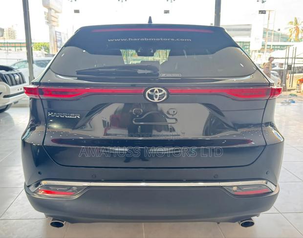 Toyota Harrier 2021 Black