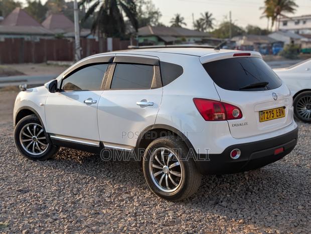 Nissan Dualis 2009 White