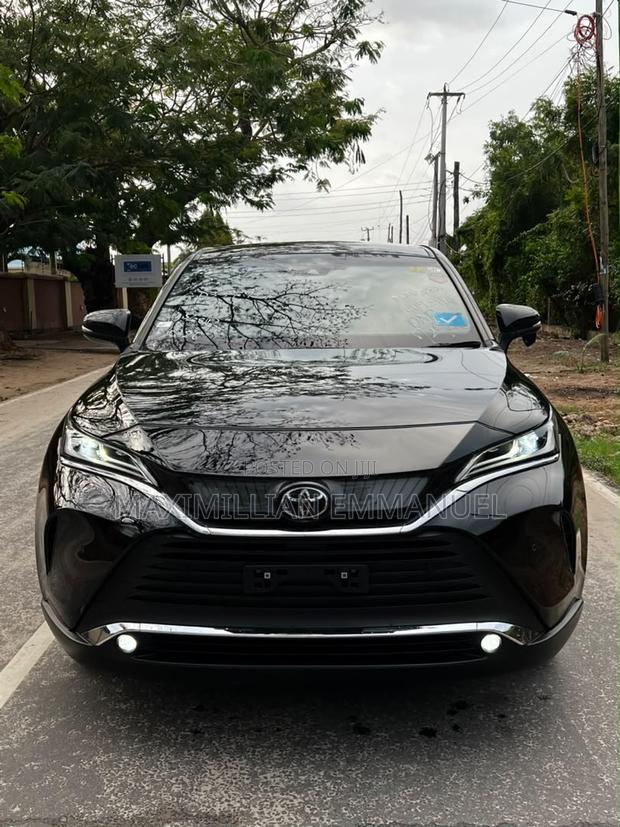 Toyota Harrier 2022 Black