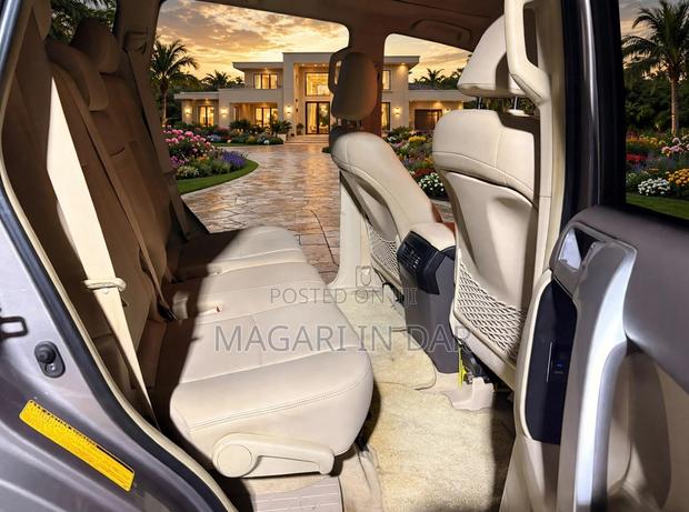 Toyota Land Cruiser Prado 2022 Beige