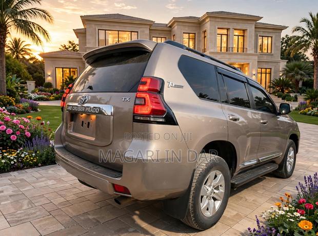 Toyota Land Cruiser Prado 2022 Beige