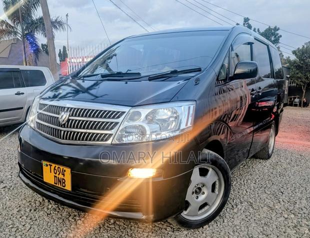 Toyota Alphard 2004 Black