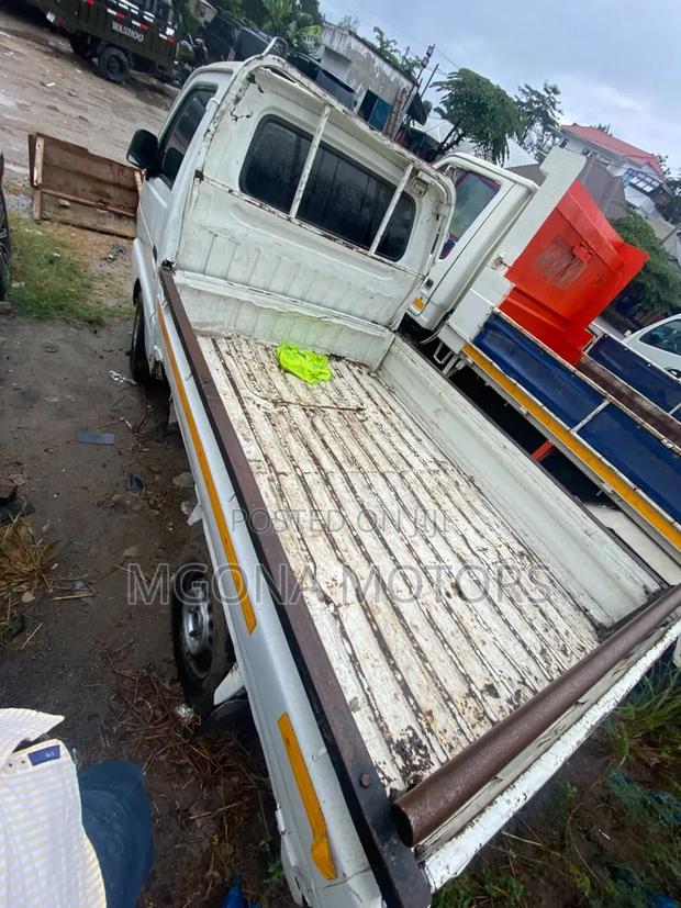 Suzuki CARRY TRUCK 2014 White