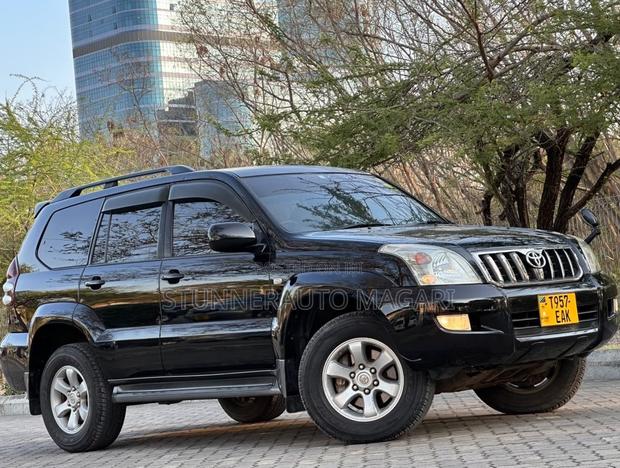 Toyota Land Cruiser Prado 2006 Matt Black