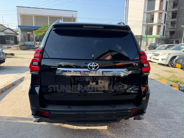 Toyota Land Cruiser Prado 2020 Black