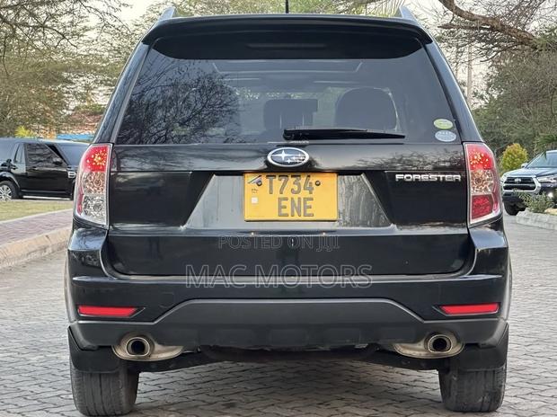 Subaru Forester 2010 Black