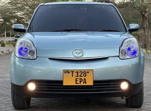Mazda Verisa 2008 Blue