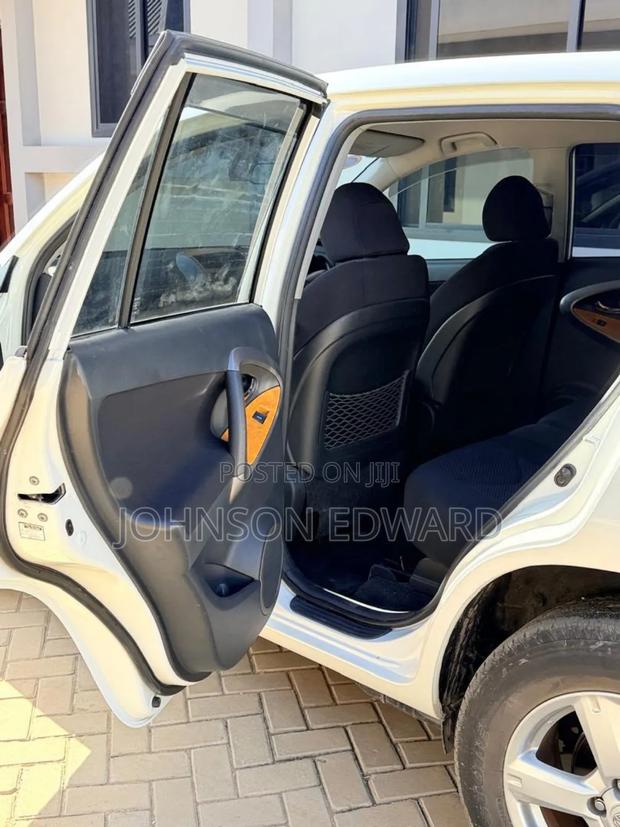 Toyota RAV4 2008 Black