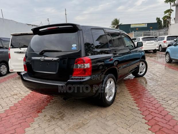 Toyota Kluger 2005 Black
