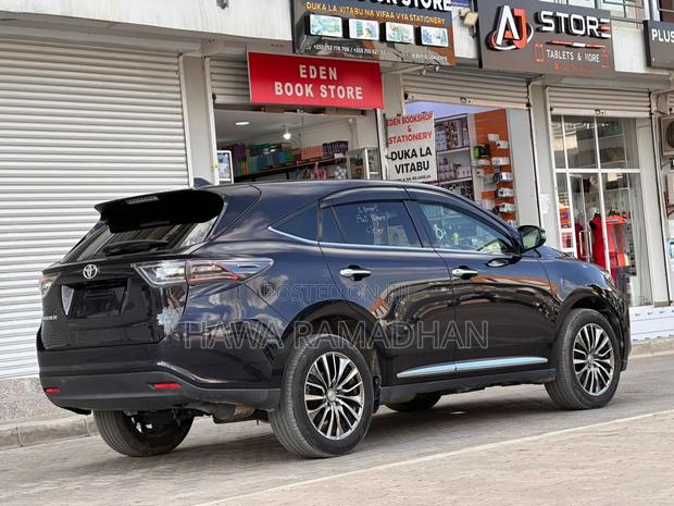 Toyota Harrier 2016 Black
