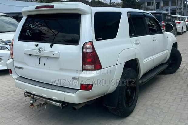Toyota Hilux Surf 2.7 SSR 2004 Pearl