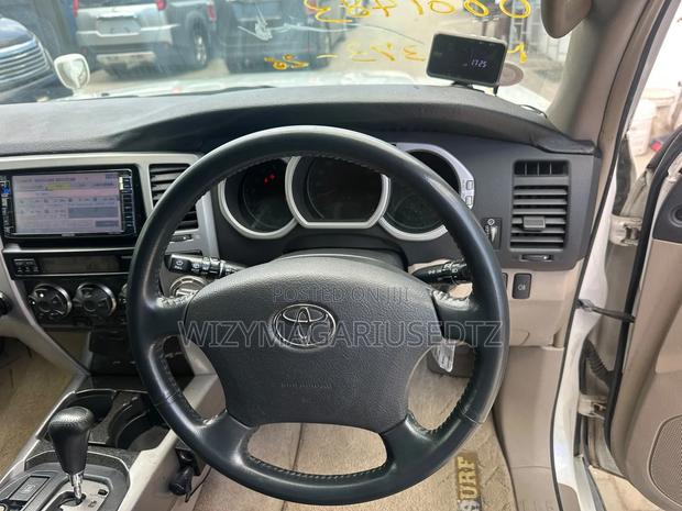 Toyota Hilux Surf 2.7 SSR 2004 Pearl