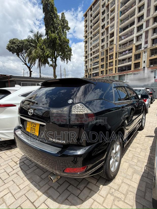 Toyota Harrier 2.4 2006 Matt Black