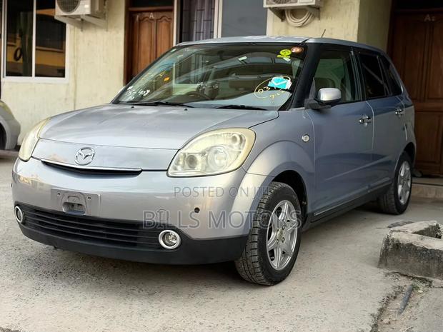 Mazda Verisa 2008 Gray