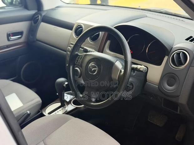 Mazda Verisa 2008 Gray