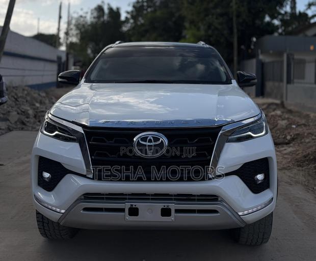 Toyota Fortuner 2020 White