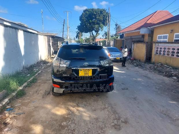 Toyota Harrier 2006 Black
